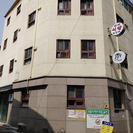 Joy Guesthouse Сеул Экстерьер фото